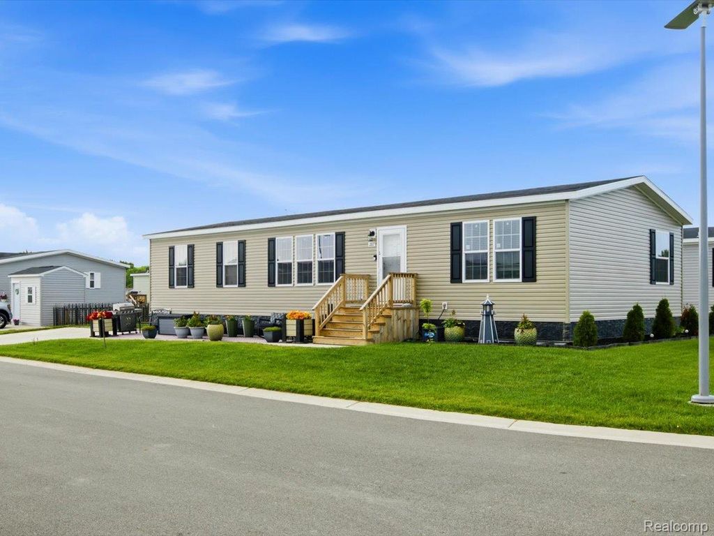 287 Rosebud Court, Port Huron Charter Township, MI 48060