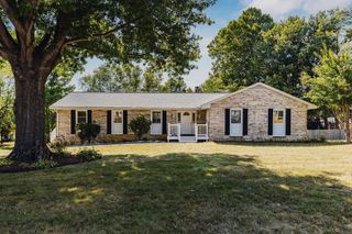 120 TIFFANY DR, Waynesboro, VA 22980