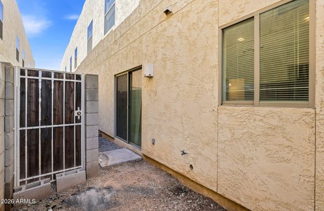 15818 N 25th Street 115, Phoenix, AZ 85032