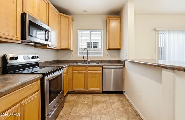 15818 N 25th Street 115, Phoenix, AZ 85032