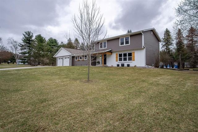 E4085 Woodfield Road, Eau Claire, WI 54701