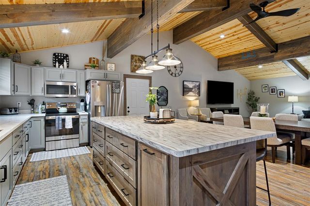E4085 Woodfield Road, Eau Claire, WI 54701