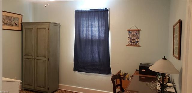 8701 Hammett AVE, Norfolk, VA 23503