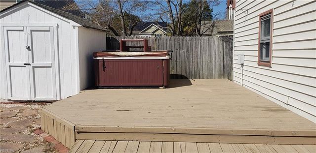 8701 Hammett AVE, Norfolk, VA 23503