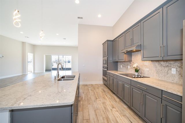 2400 SYMPHONY CIRCLE, St Cloud, FL 34771