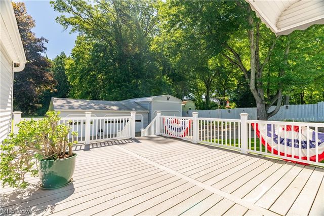 4847 Manchester Road, New Franklin, OH 44319