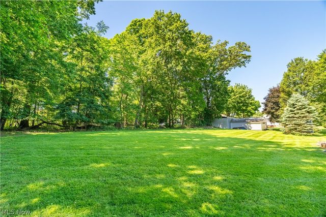 4847 Manchester Road, New Franklin, OH 44319