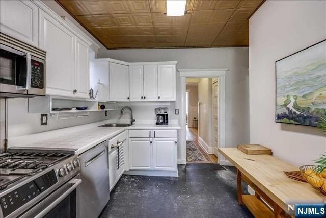 530 Liberty Avenue, Jersey City, NJ 07307