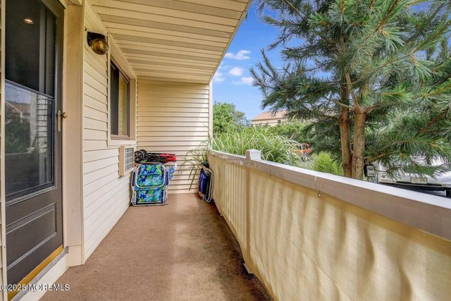 3 Wharfside Drive, Monmouth Beach, NJ 07750