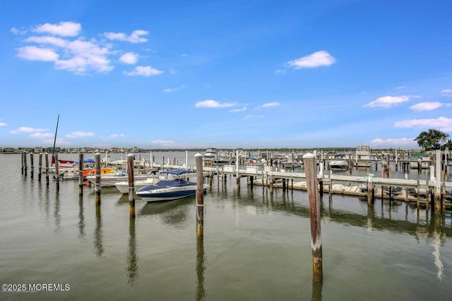 3 Wharfside Drive, Monmouth Beach, NJ 07750