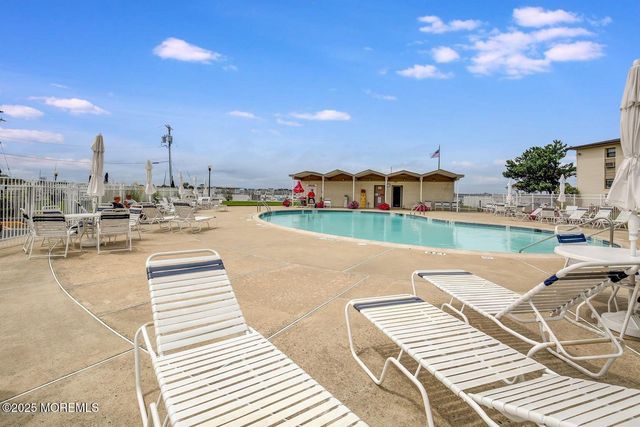 3 Wharfside Drive, Monmouth Beach, NJ 07750