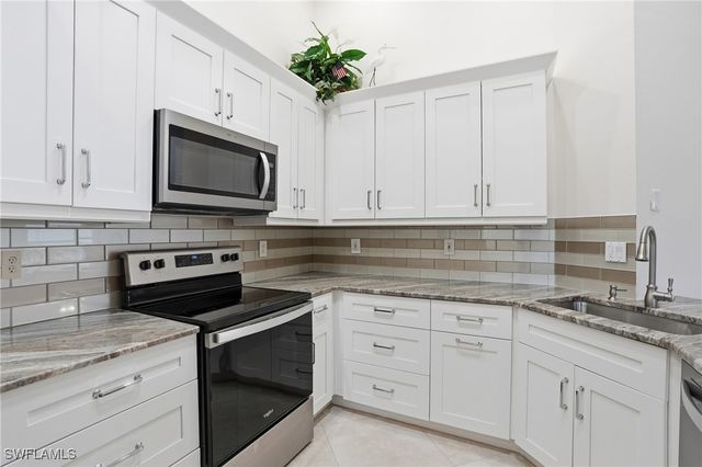 3724 Stone WAY, Estero, FL 33928