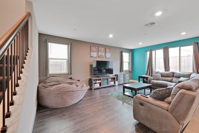 4307 Orpheus Cir, Rancho Cordova, CA 95742