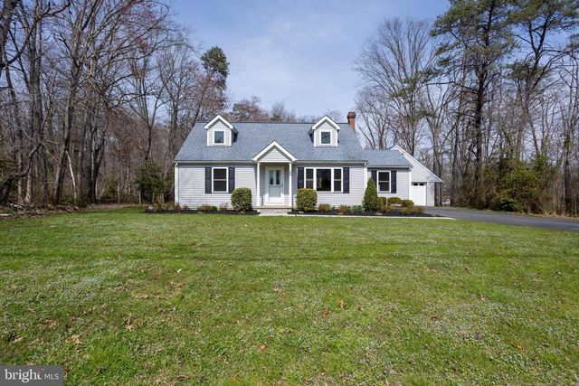 1604 HOLLY DR, Joppa, MD 21085