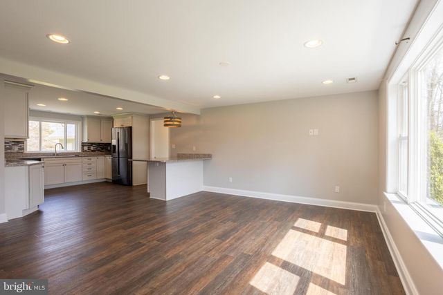1604 HOLLY DR, Joppa, MD 21085