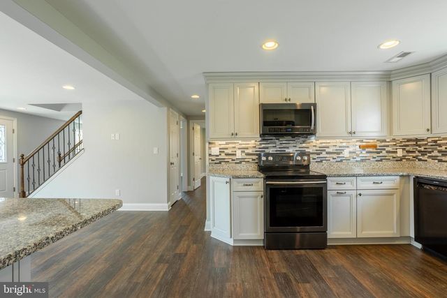 1604 HOLLY DR, Joppa, MD 21085