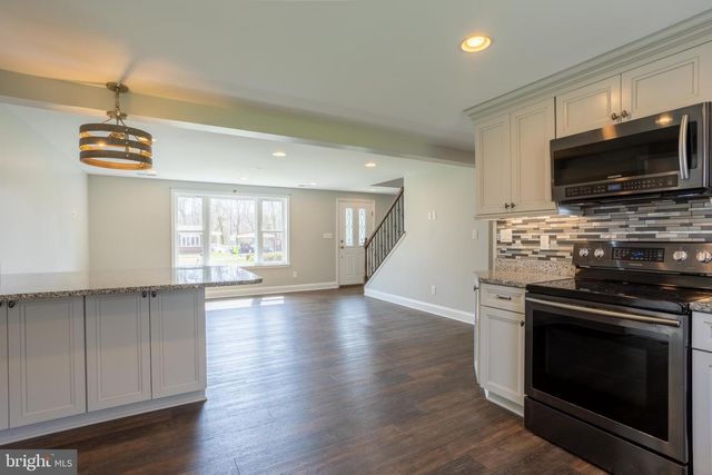 1604 HOLLY DR, Joppa, MD 21085