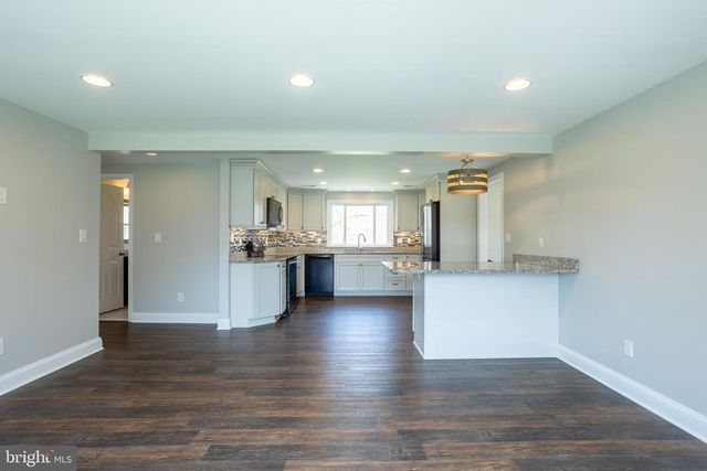 1604 HOLLY DR, Joppa, MD 21085