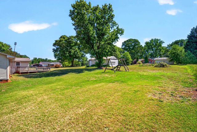 111 Highland Acres Drive, Boiling Springs, SC 29316