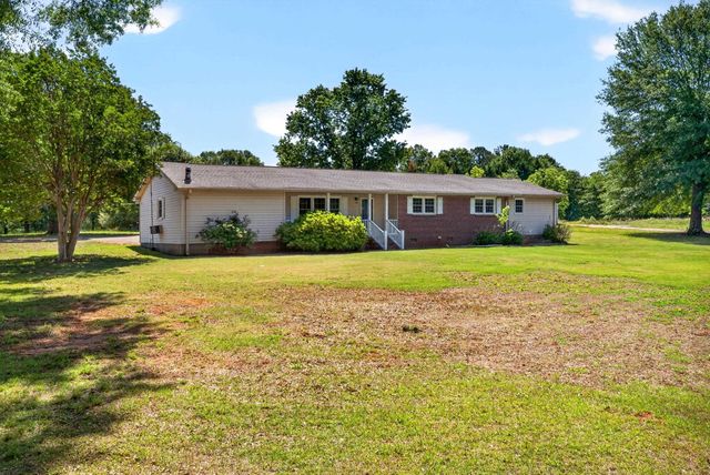 111 Highland Acres Drive, Boiling Springs, SC 29316