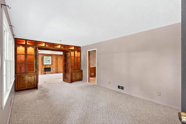 111 Highland Acres Drive, Boiling Springs, SC 29316