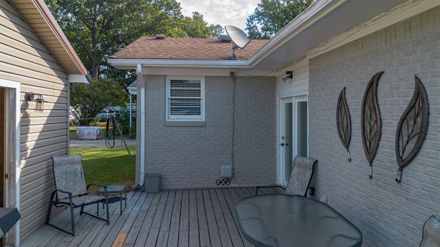 2221 Clay Street, Paducah, KY 42001