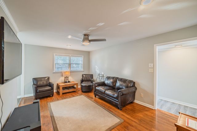 2221 Clay Street, Paducah, KY 42001