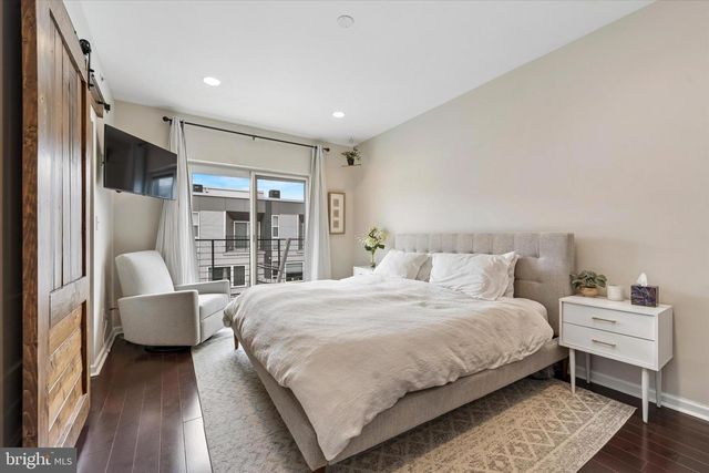 1329 N HOWARD ST, Philadelphia, PA 19122