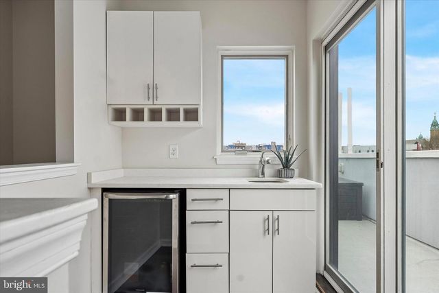 1329 N HOWARD ST, Philadelphia, PA 19122