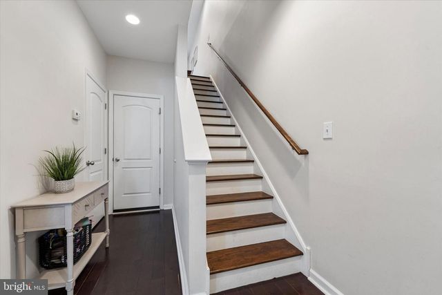 1329 N HOWARD ST, Philadelphia, PA 19122