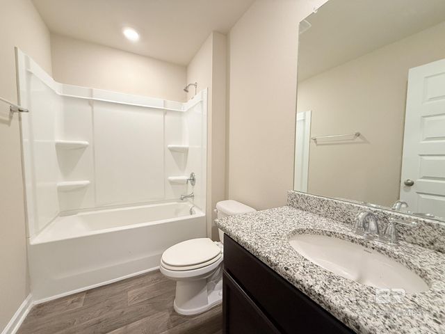 8164 Irwin Loop, Daphne, AL 36526