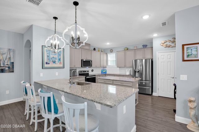 69 Oakleaf Way, Palm Coast, FL 32137