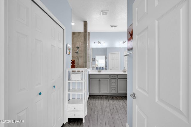 69 Oakleaf Way, Palm Coast, FL 32137