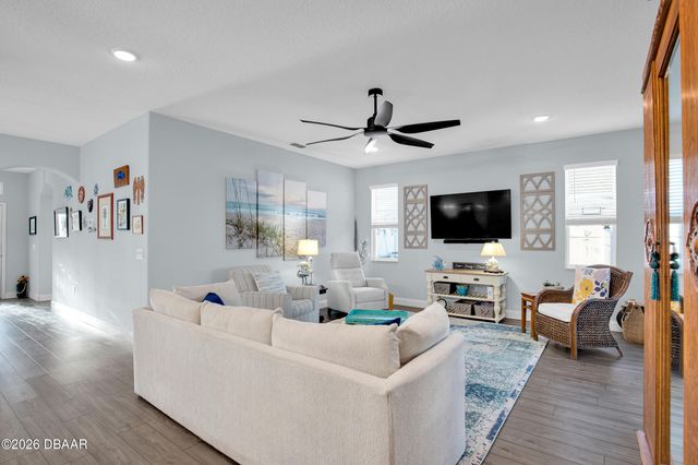 69 Oakleaf Way, Palm Coast, FL 32137