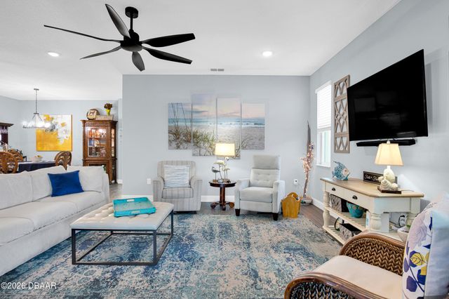 69 Oakleaf Way, Palm Coast, FL 32137