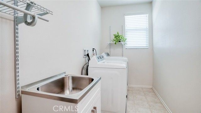 4727 W Vahan Court, Lancaster, CA 93536