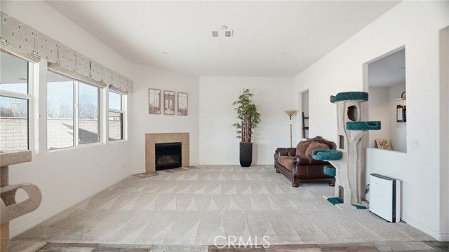 4727 W Vahan Court, Lancaster, CA 93536