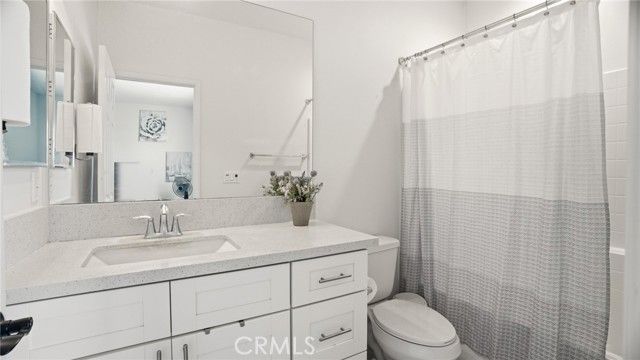 4727 W Vahan Court, Lancaster, CA 93536