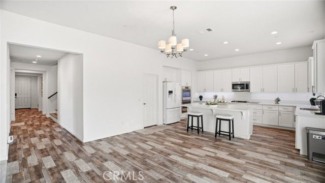 4727 W Vahan Court, Lancaster, CA 93536