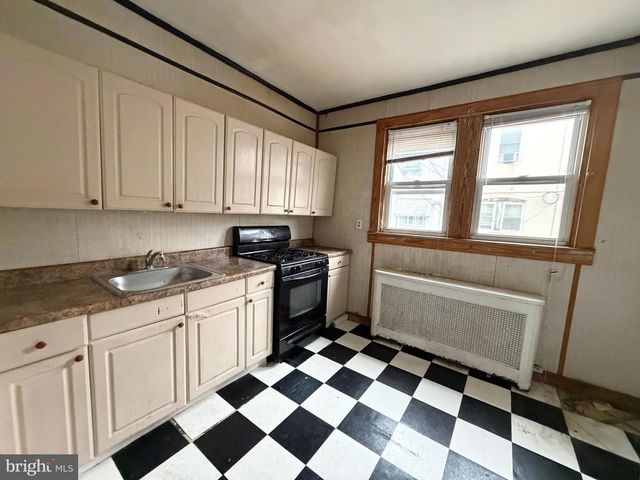722 ATWOOD RD, Philadelphia, PA 19151
