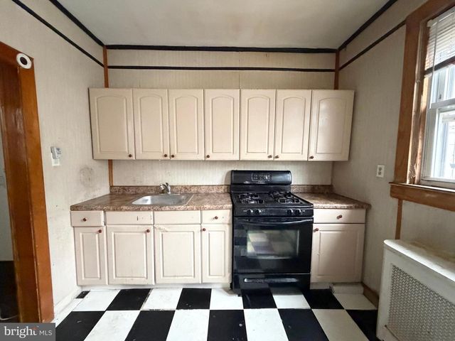 722 ATWOOD RD, Philadelphia, PA 19151