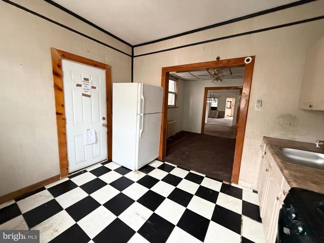 722 ATWOOD RD, Philadelphia, PA 19151