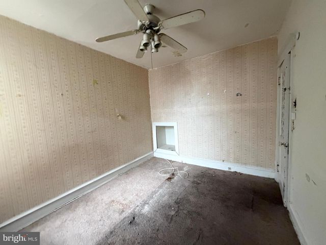 722 ATWOOD RD, Philadelphia, PA 19151