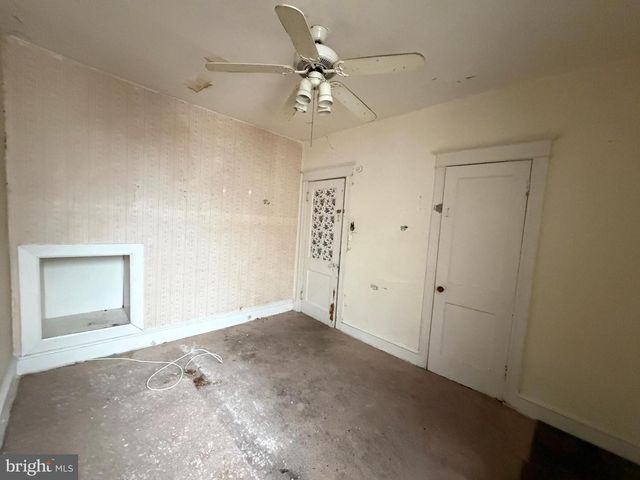 722 ATWOOD RD, Philadelphia, PA 19151