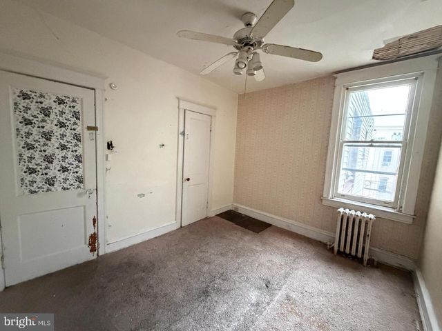 722 ATWOOD RD, Philadelphia, PA 19151