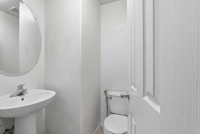 8283 Glencannon Way, Elk Grove, CA 95624