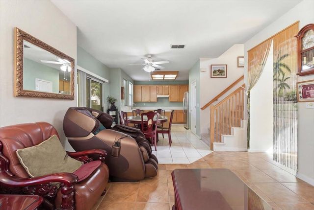 8283 Glencannon Way, Elk Grove, CA 95624