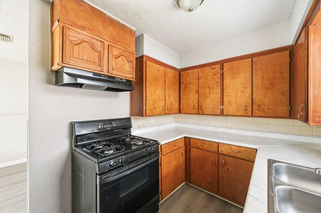 9118 Spaulding Street, Houston, TX 77016