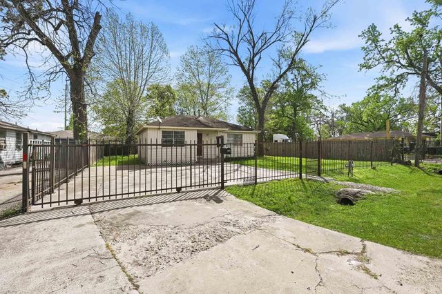 9118 Spaulding Street, Houston, TX 77016