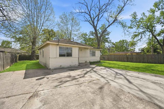 9118 Spaulding Street, Houston, TX 77016